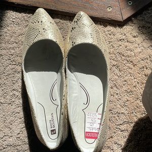 White Mountain Gold/Print.  Wore once.